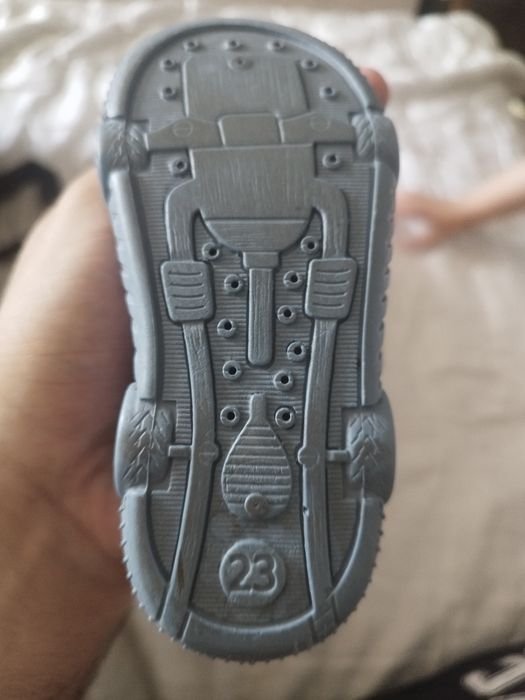 Пантофи Колев и Колев