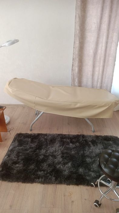 Продам лампу, кушетку