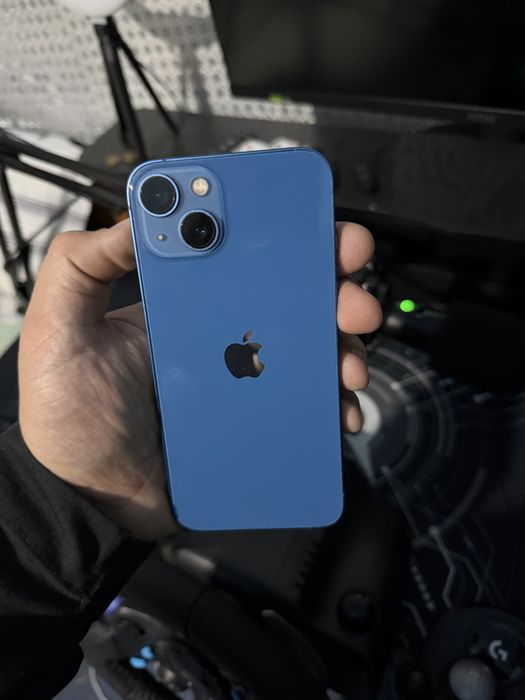 Vand/Schimb iphone 13 impecabil