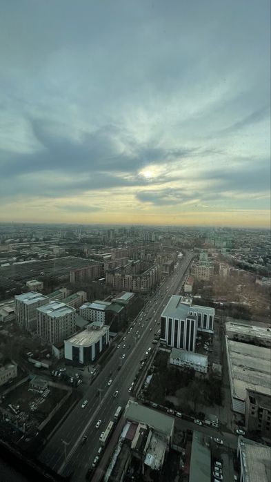 Piramit tower 2 kom kv Srochno