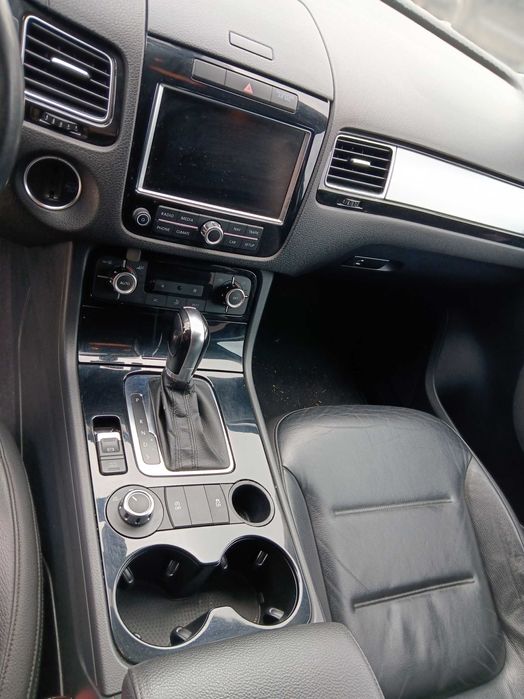 VW Touareg 3.0 TDI CAS motor  240 к.с. , 60 броя на части