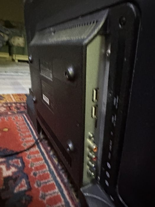 Телевизор Elenberg