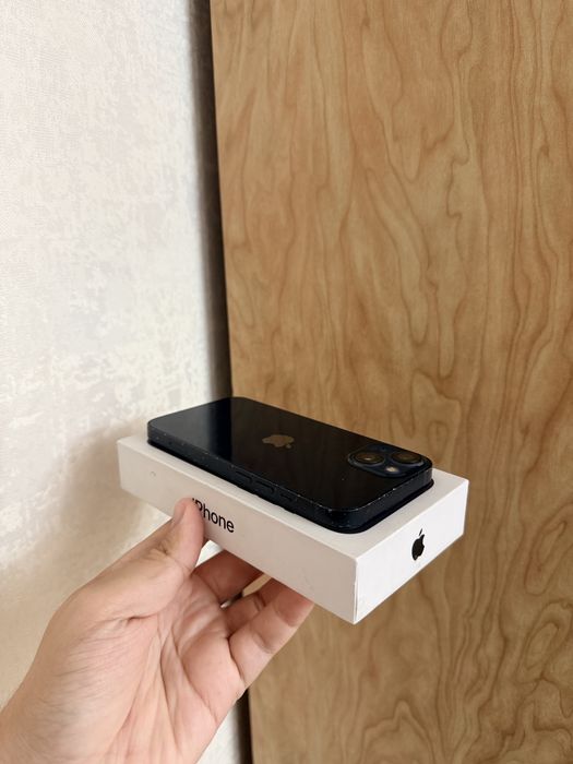 iPhone 13/128Gb - В хорошем состоянии