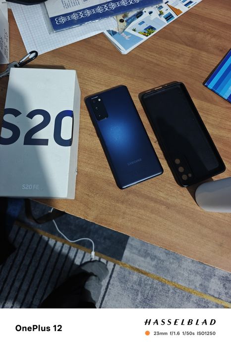 Samsung s20 fe на Snapdragon