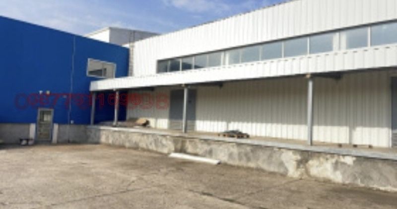 Дава се под наем Склад в Плевен, Индустриална зона - Изток - 275 кв.м за 1077.12 € - Снимка #4