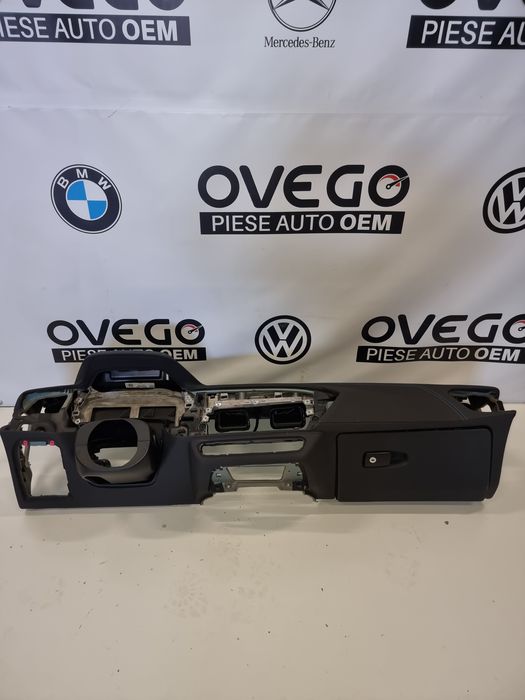 Bmw Z4 G29 plansa bord piele + cusatura albastra / cod-3013853200 OEM