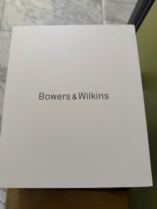 Слушалки Bowers & Wilkins px8