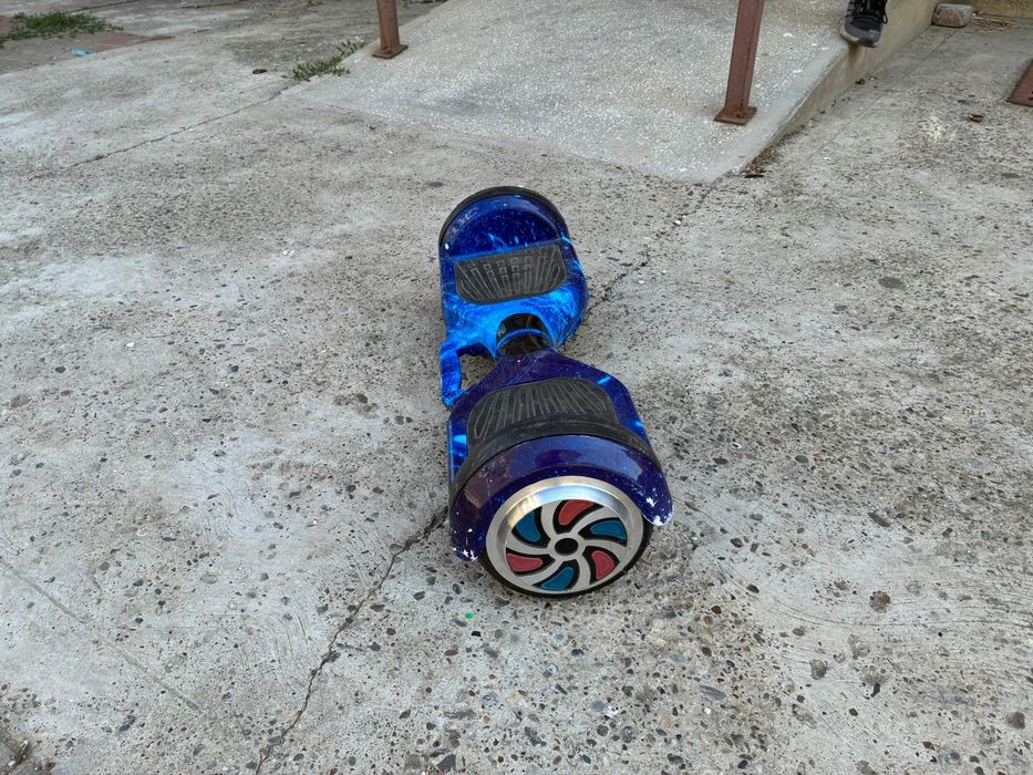 Vând  hoverboard