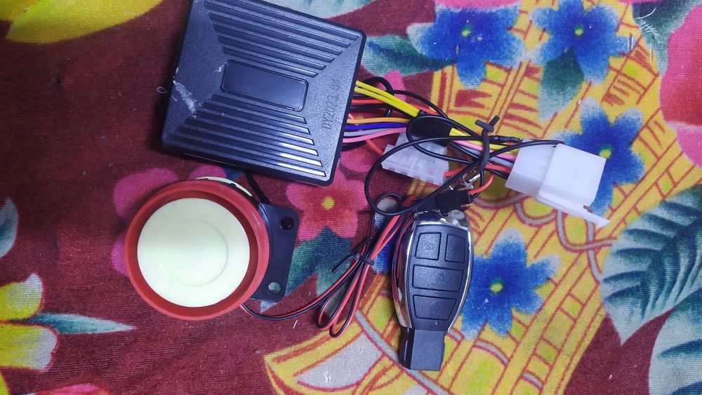 Продам мотоаксесуары