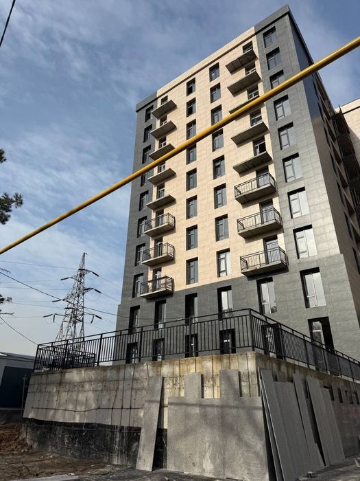 СРОЧНО Жк Renaissance 3-х комнатная 69м2 коробка