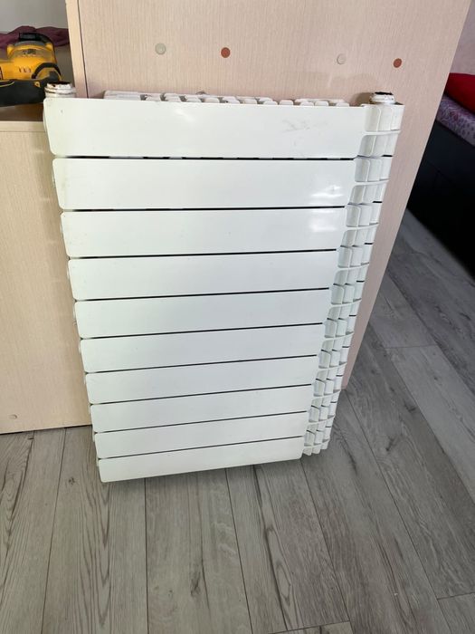 Продам радиатор отопления