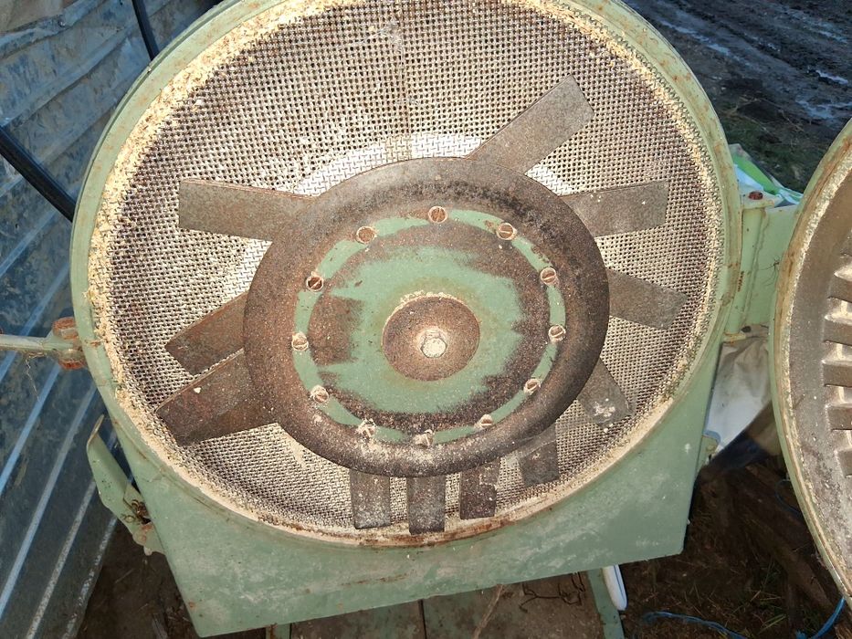 Moara trifazica Neuero