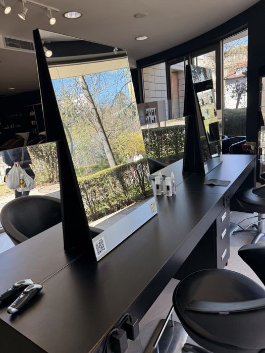 Огледало с плод