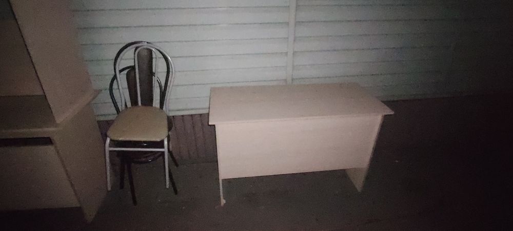 Продам парты и стулья