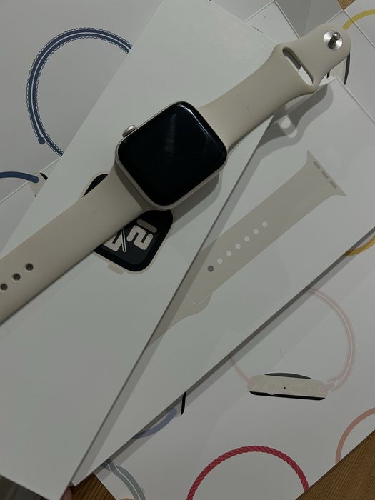 Смарт-часы Apple Watch SE GPS Gen.2 2024