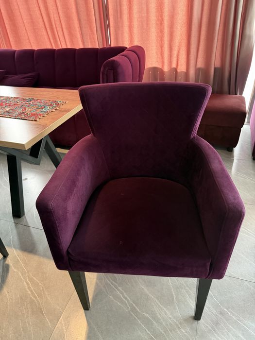 Продам мебель б/у(кафе)