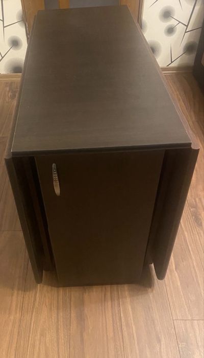 Vand masa 12 persoane extensibila si 6 scaune noi