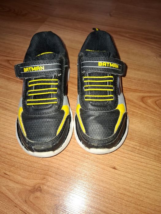 Asidasi Batman nr 28 cu lumini+ cadou