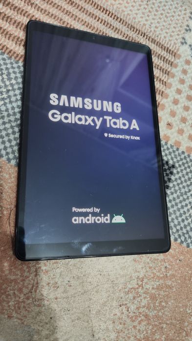 Планшет Самсунг.