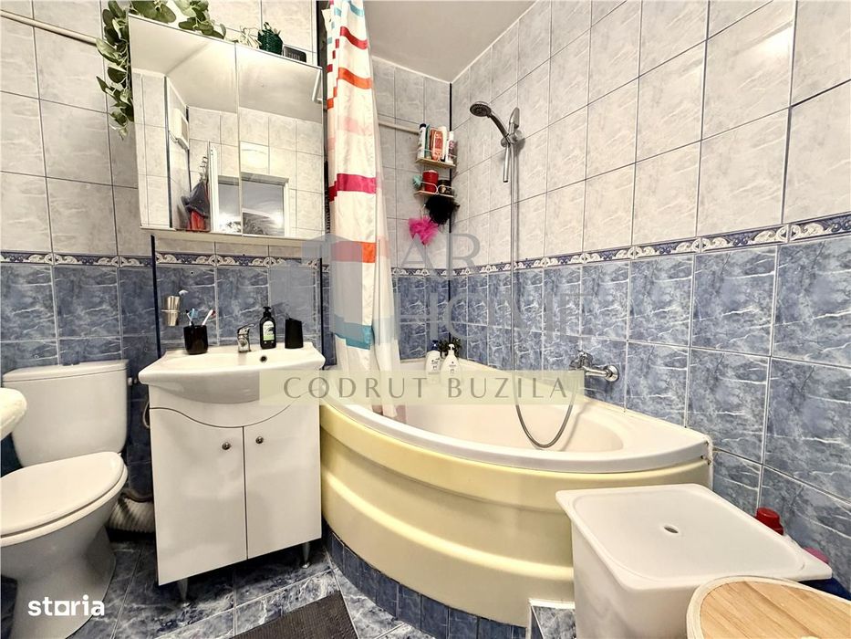 Apartament 3 camere, decomandat, ultracentral, Ploiesti