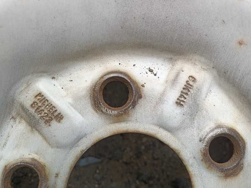 Продам оригинальные металлические диски