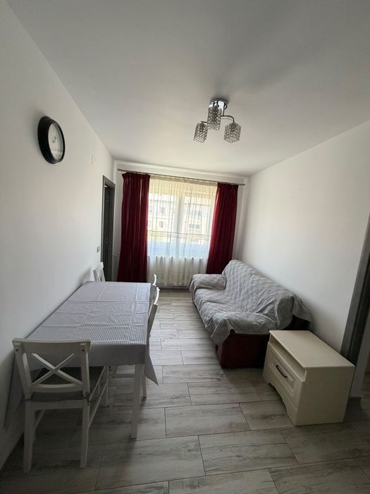 Apartament de lux cu 2 camere de închiriat