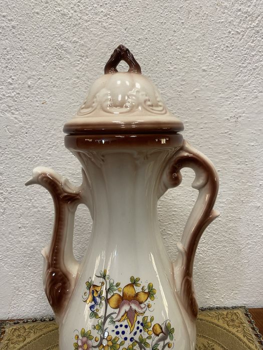 Огромен порцеланов чайник - кана италианско  производство