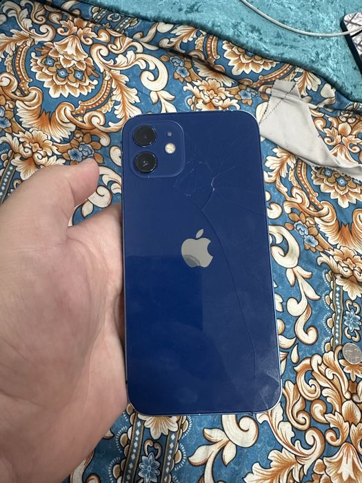 Айфон 12 128 гб продам