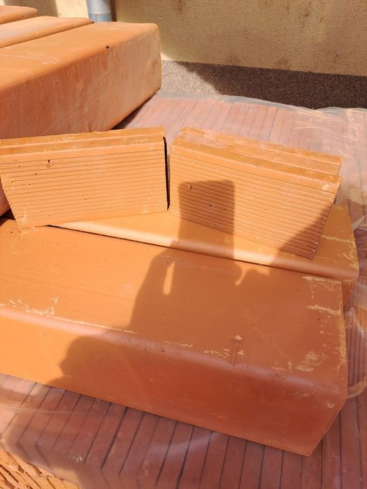 Cărămidă subțire pt sobe de teracotă