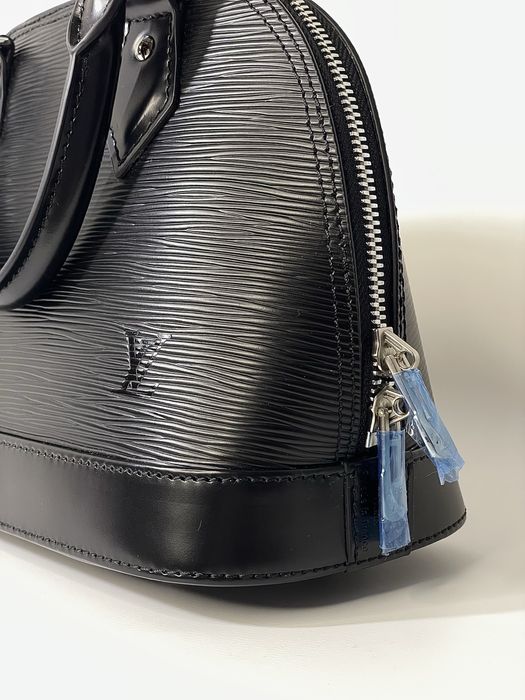 Сумка в стиле Louis Vuitton Alma BB Small