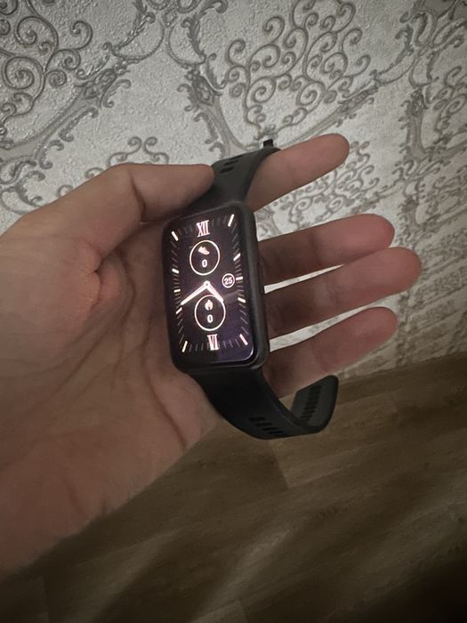 Смарт часы HUAWEI WATCH FIT 47 F