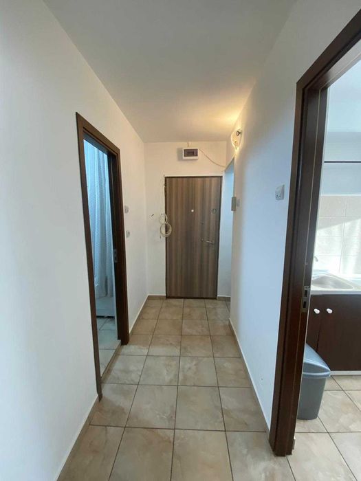 Inchiriez apartament o camera alfa