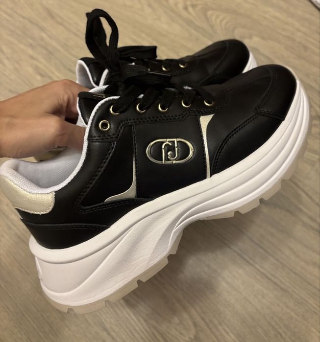 Обувки Liu Jo черни