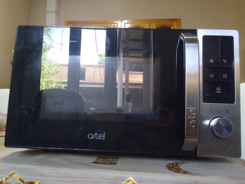 Artel mikrovalnovka