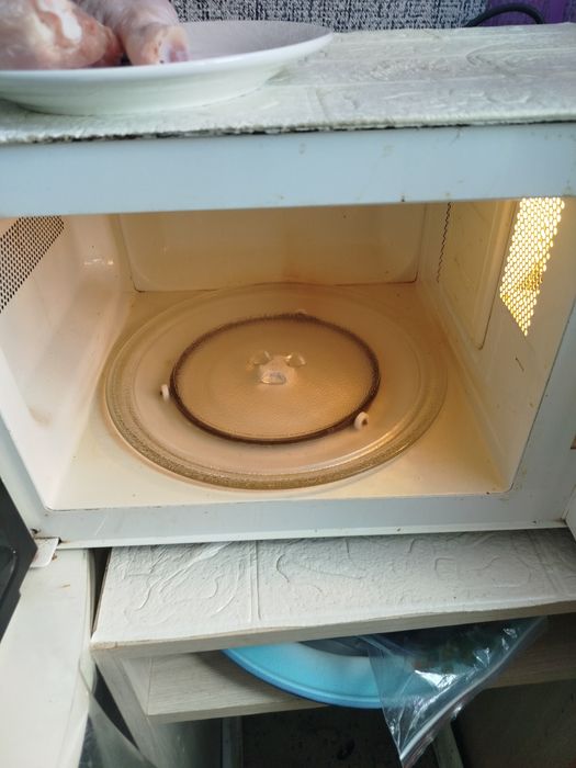 Микроволновая печь