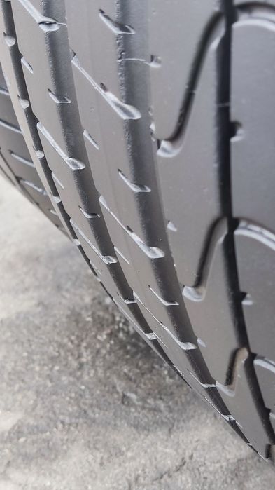 2броя летни гуми 265/40/21 Pirelli P Zero, NO, Porche
dot24