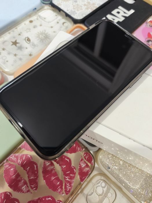 Iphone 11 white 64 gb