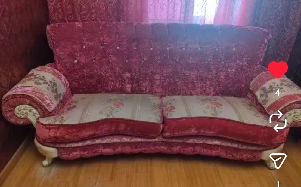 Продам диван и два кресла