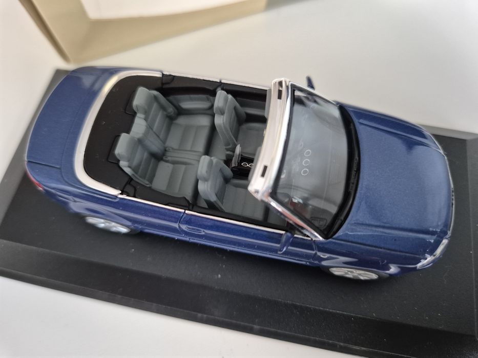 Macheta Audi A4 Cabriolet 1:43 NOREV