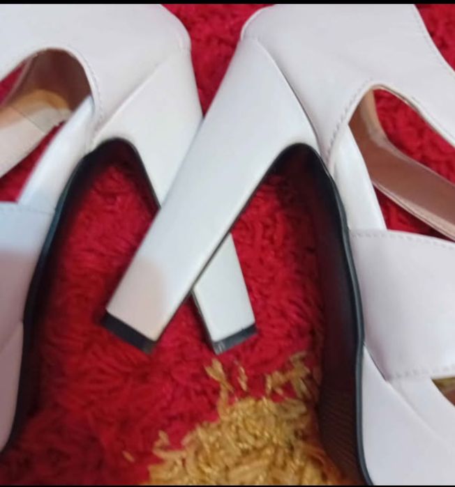 Sandale dama cu platforma și toc inalt