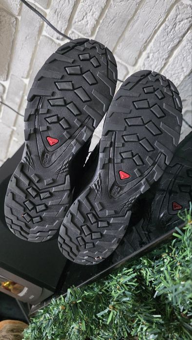 Оригинальные кроссы Salomon