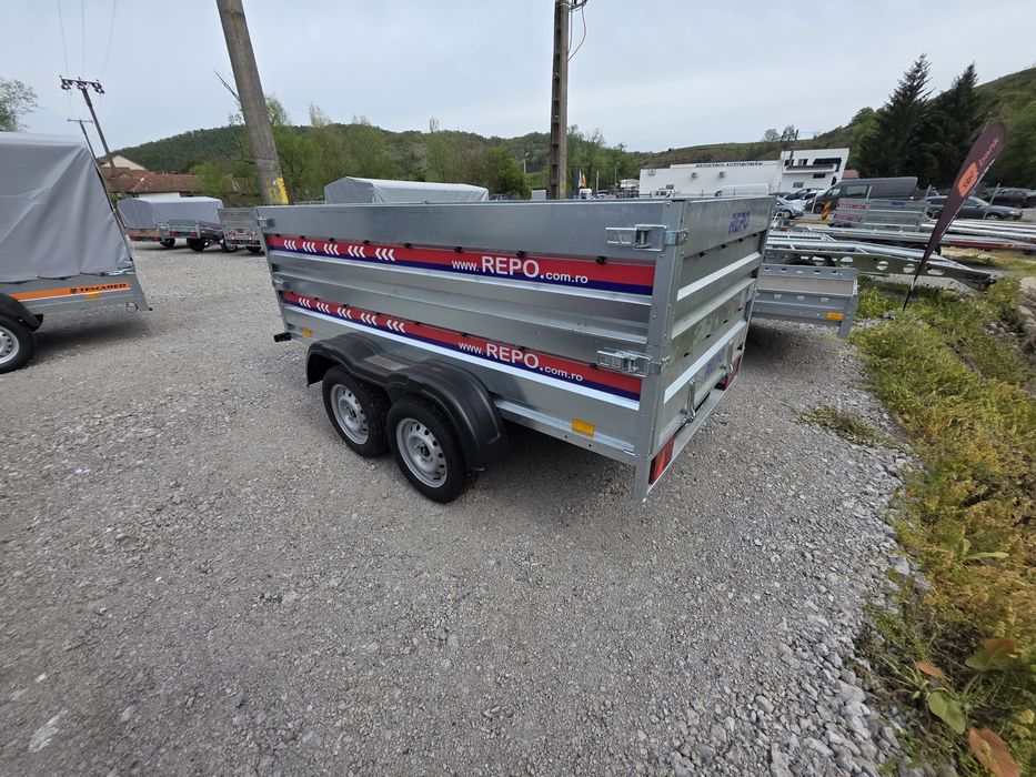 Remorca 2600 x 1350 x 780 mm dublu ax 750 kg