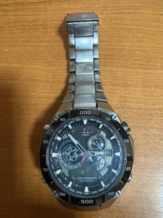 Ceas Casio Edifice EQW-M1100 – Tough Solar, Radio-Controlled, Stare Bună