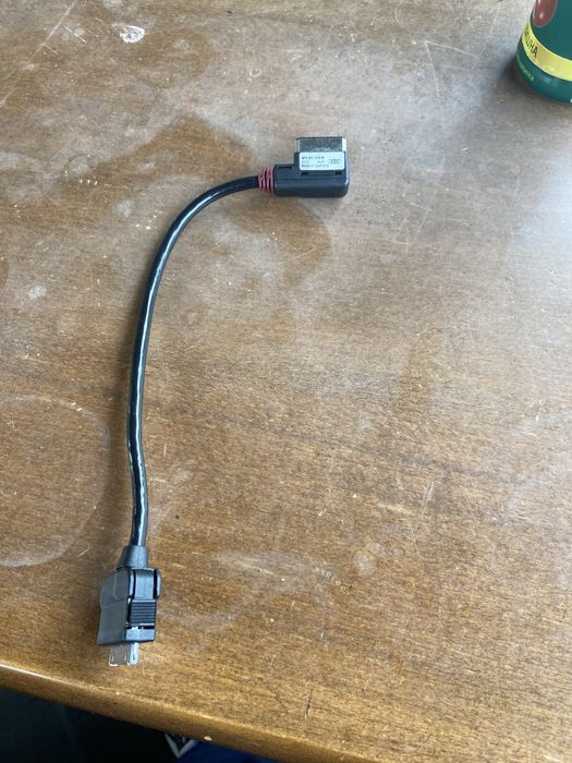 Кабел за Ауди оригинален