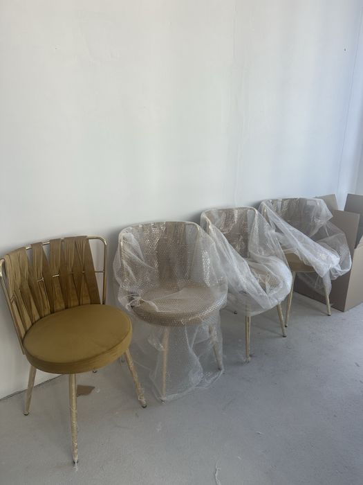 Стулья кухонные комплект