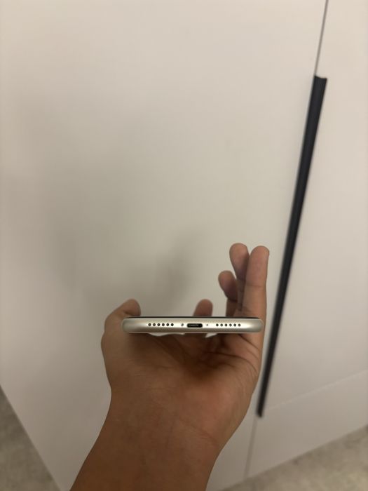 Продам 11 iphone