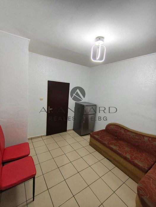 Продава се Тристаен апартамент в Пловдив, Кючук Париж - 64 кв.м за 1559 €/кв.м - Снимка #2