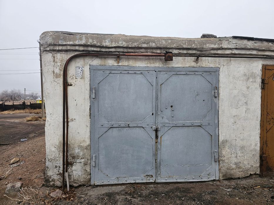 Продаётся Гараж на 64-м квартале.