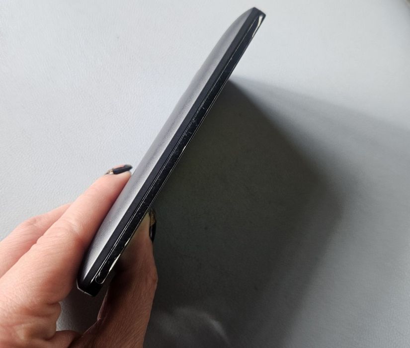 Телефон Lg L FINO