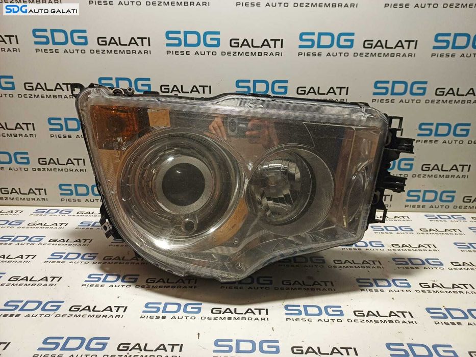 Far Dreapta EUROPA Xenon cu Lupa Mercedes Antos 2012 - Prezent [L0934]